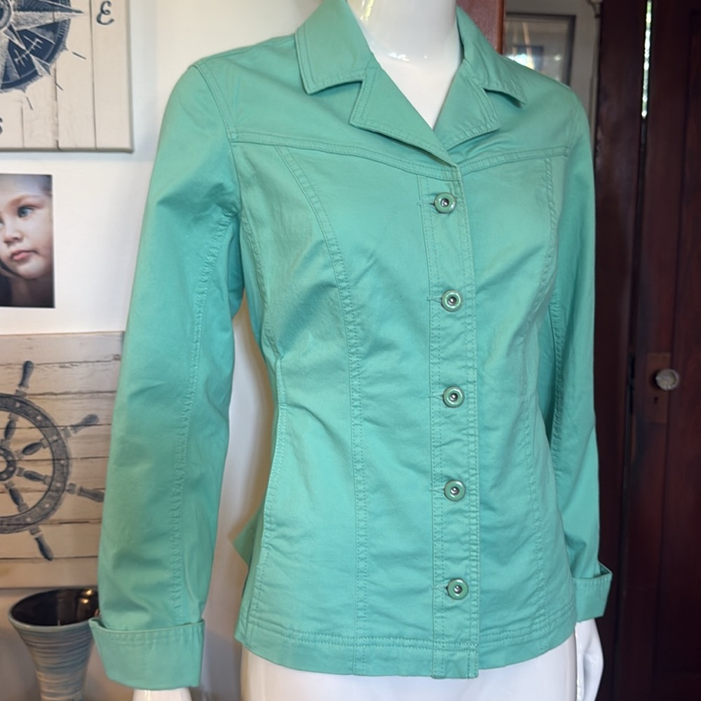 NWT northern reflections size small Mint Green Women's Jacket